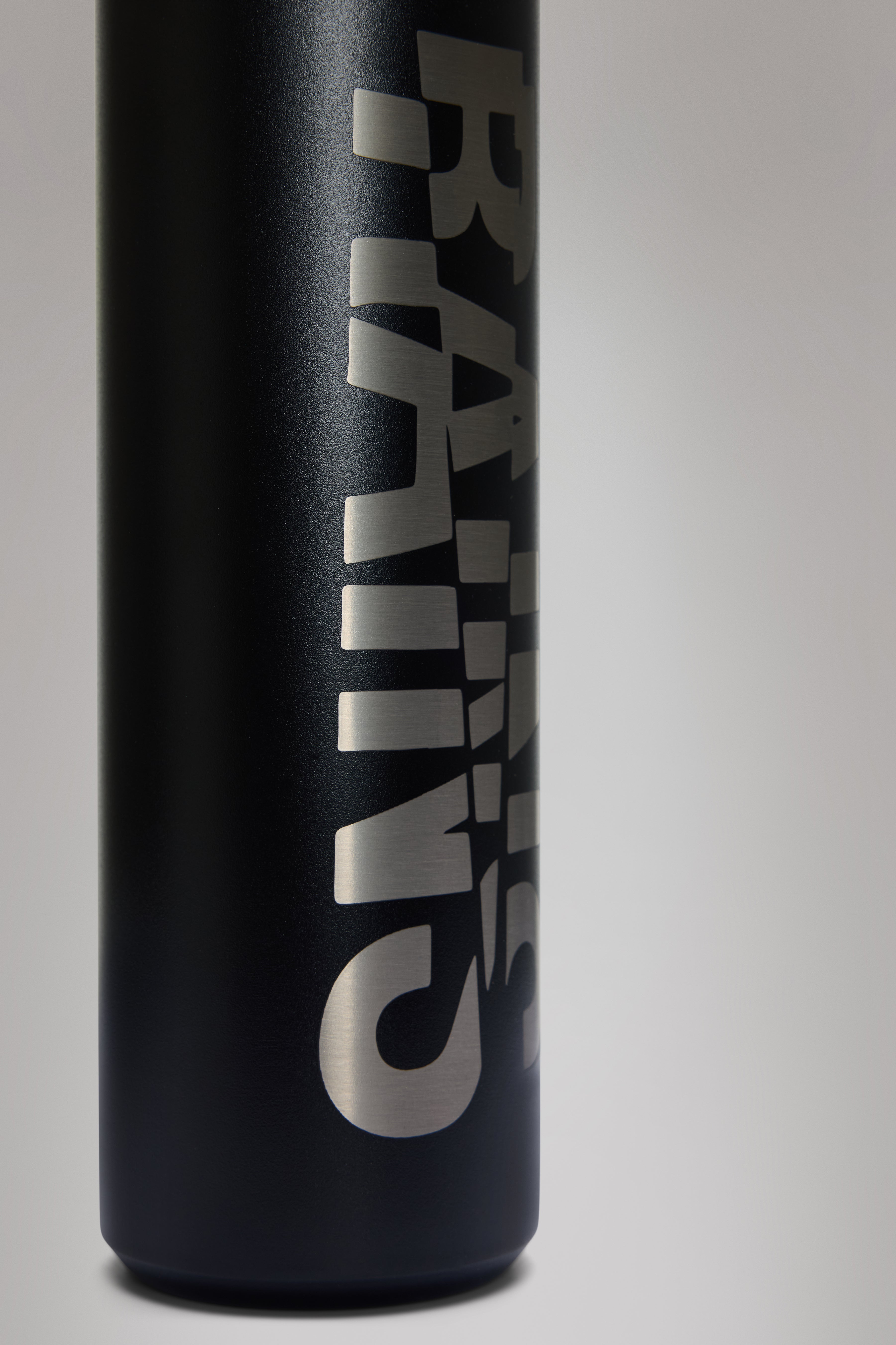 RAINS Insulated Flask 500ml Black Logo Drink wear