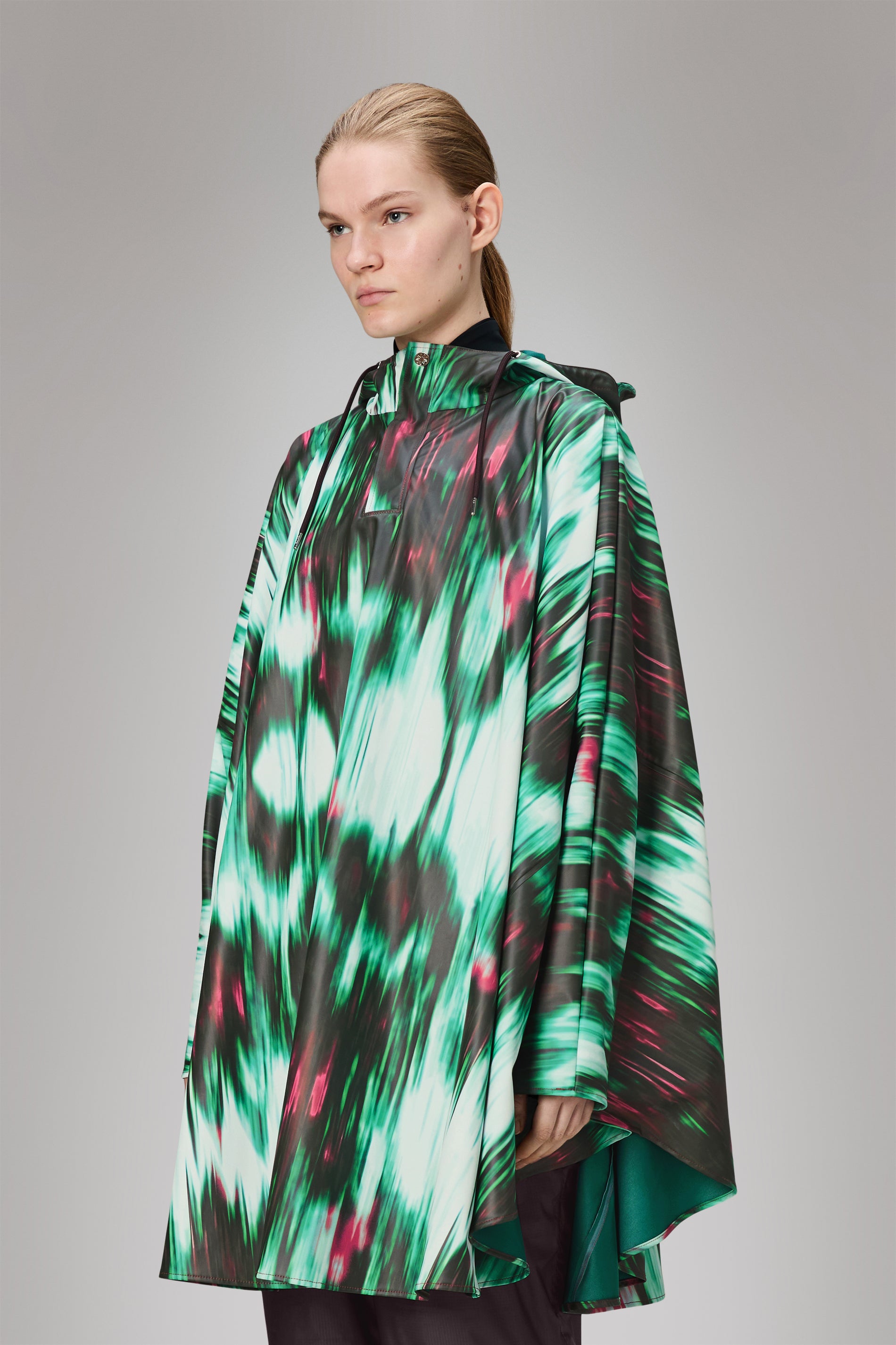 RAINS Cape Blur Cape