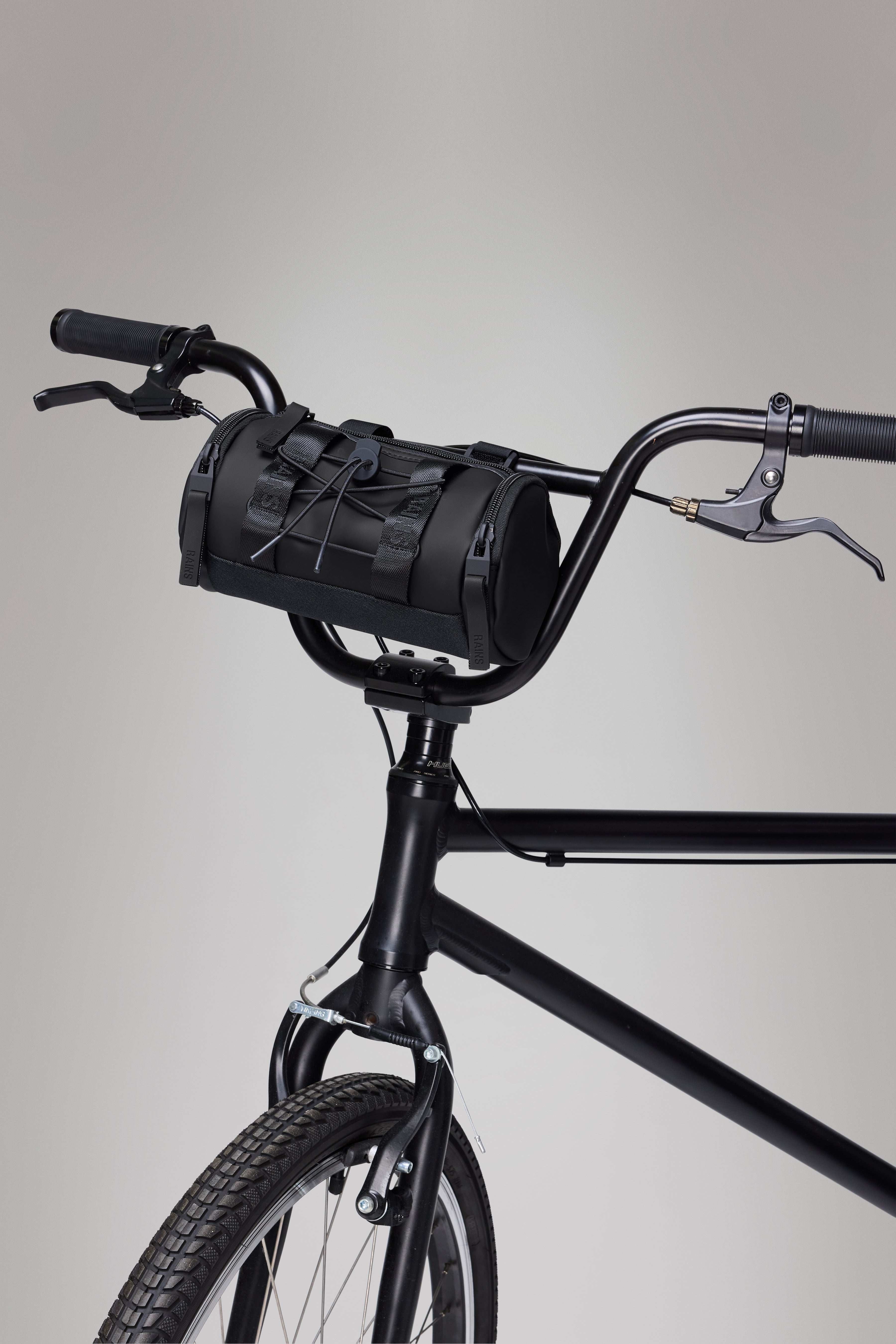 RAINS Trail Mountaineer Bar Bag Black Messenger