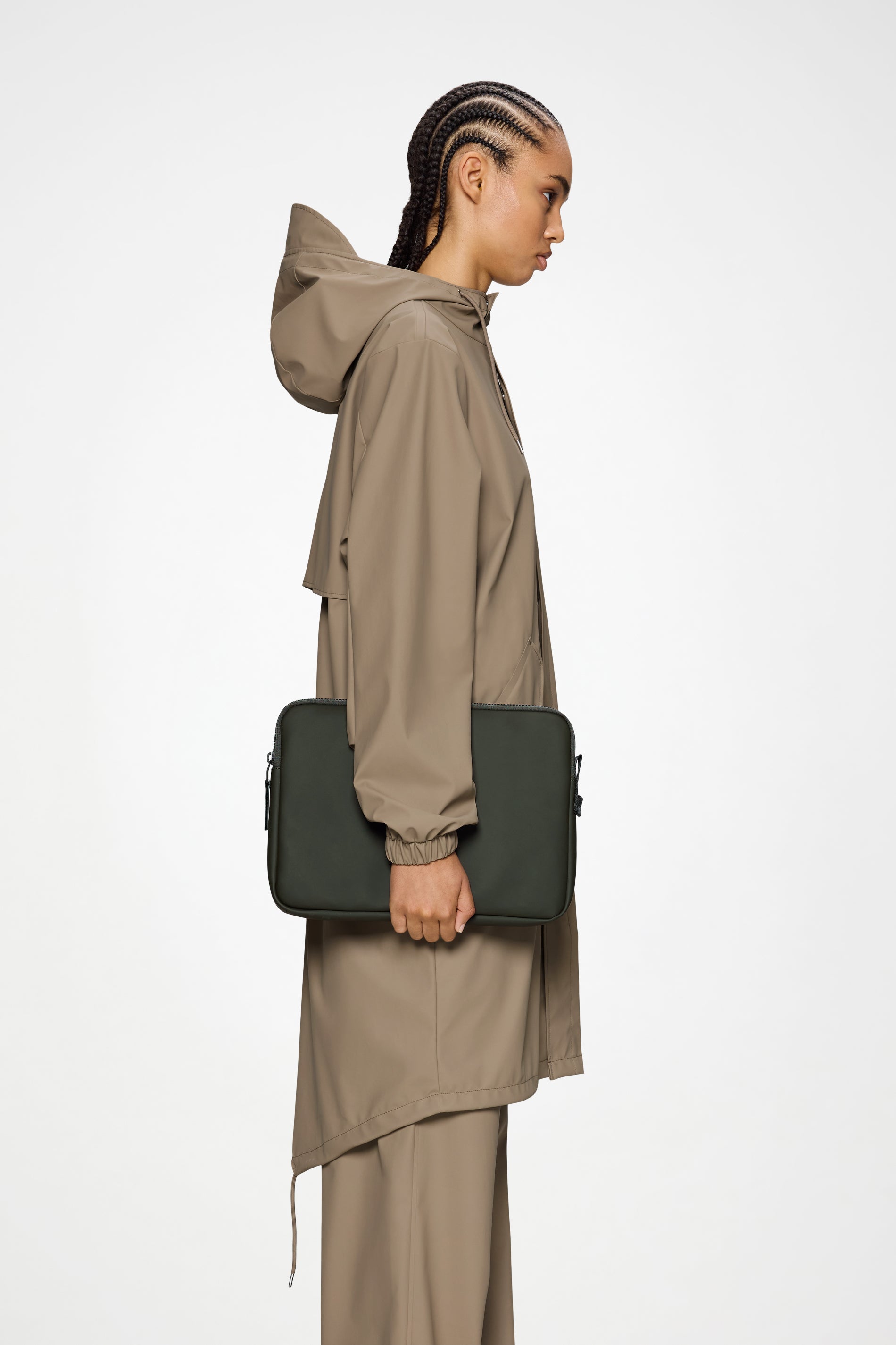 RAINS Trail Laptop Case 13″/14″ Green 2.20L H25 x D2.50 x W35 cm Laptop Case