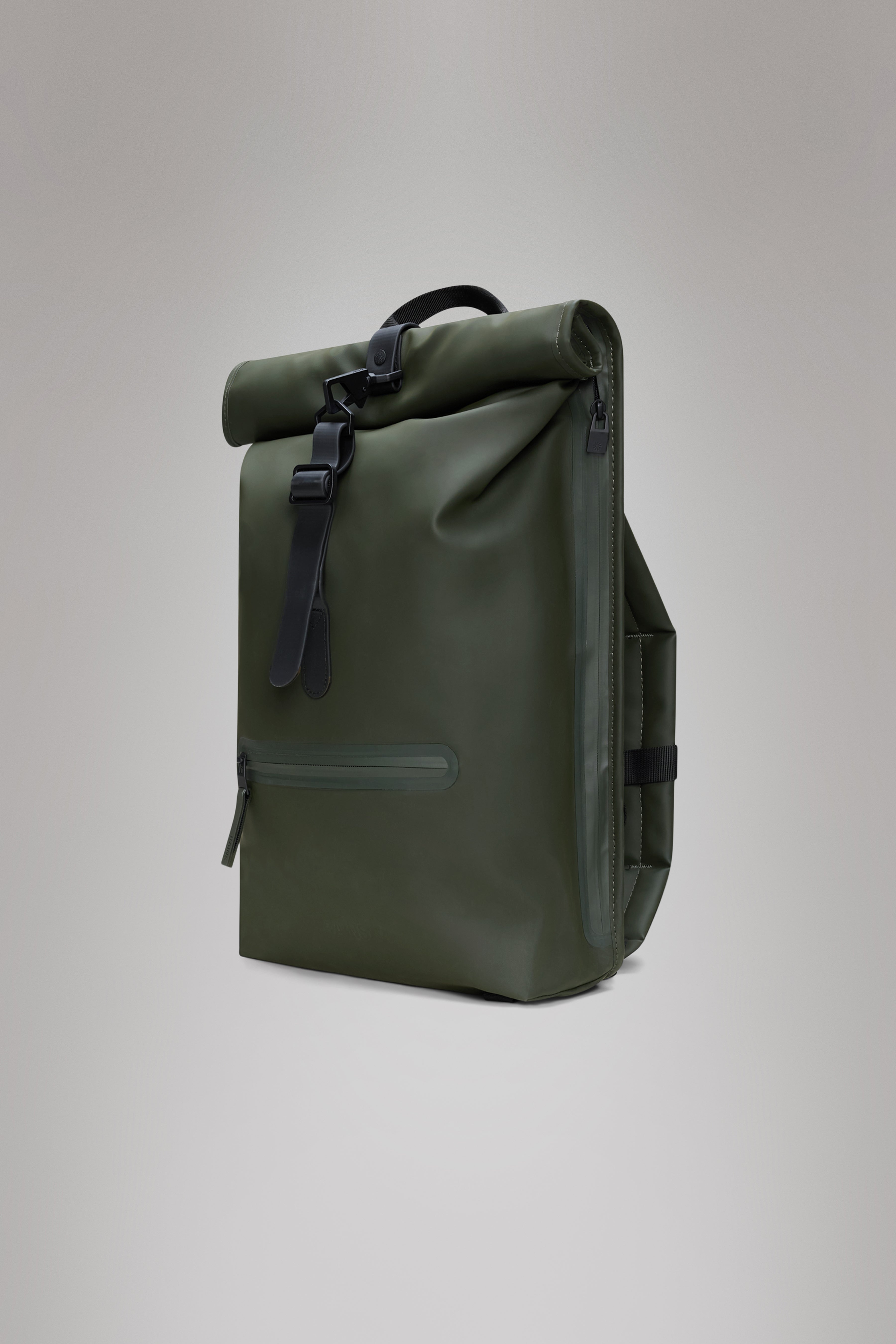 RAINS Rolltop Rucksack Green 17L H60 x D11 x W32 cm Backpack