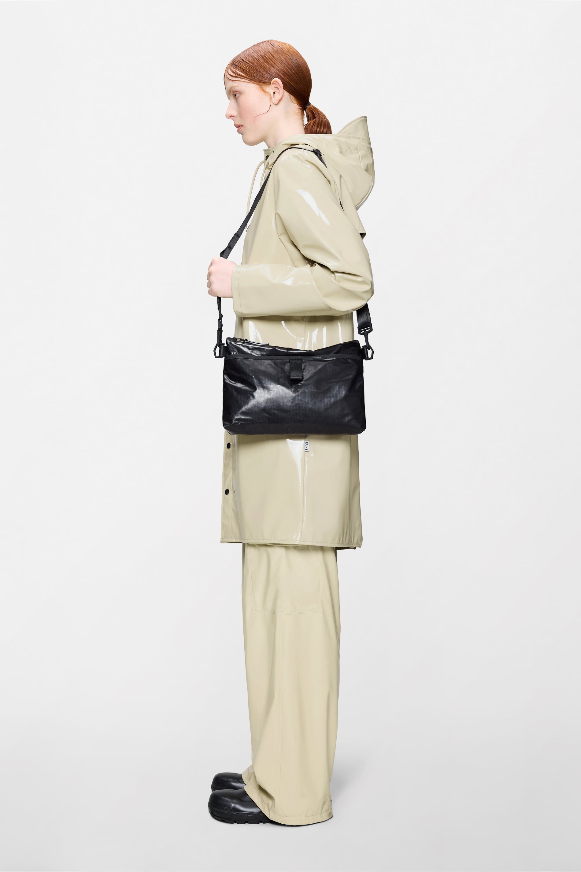 RAINS Sibu Musette Bag Black 2.60L H21 x D3.50 x W30 cm Crossbody