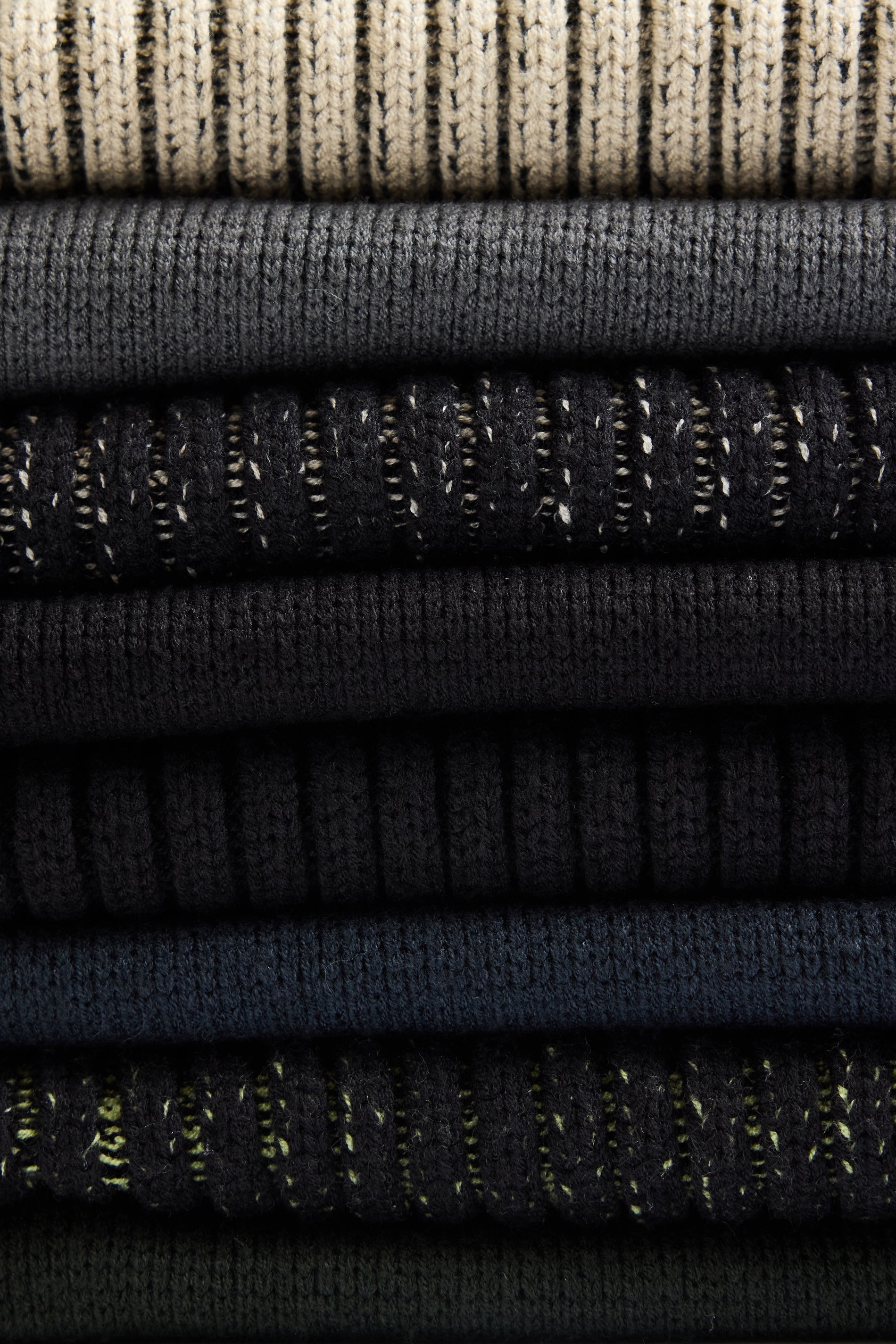 RAINS Sapa Knit Crew Neck Black Long Sleeve