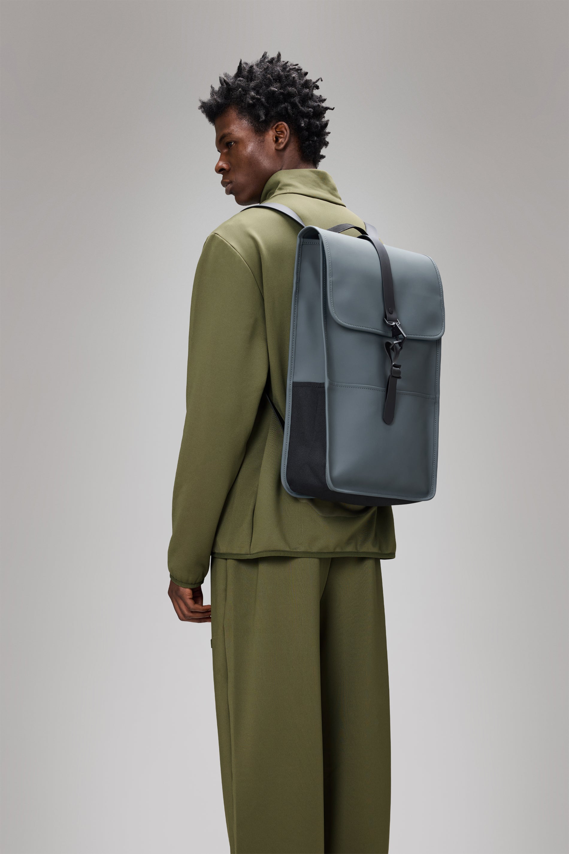 RAINS Backpack Lagoon 17L H50 x D12 x W30 cm Backpack