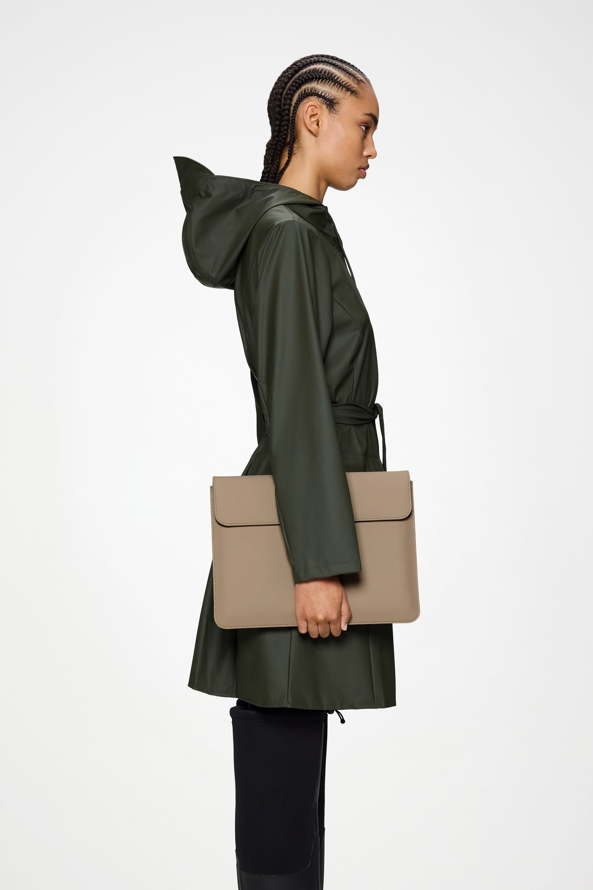 RAINS Laptop Portfolio 13″/14″ Beige 0.50L H27 x D0 x W36.50 cm Laptop Case