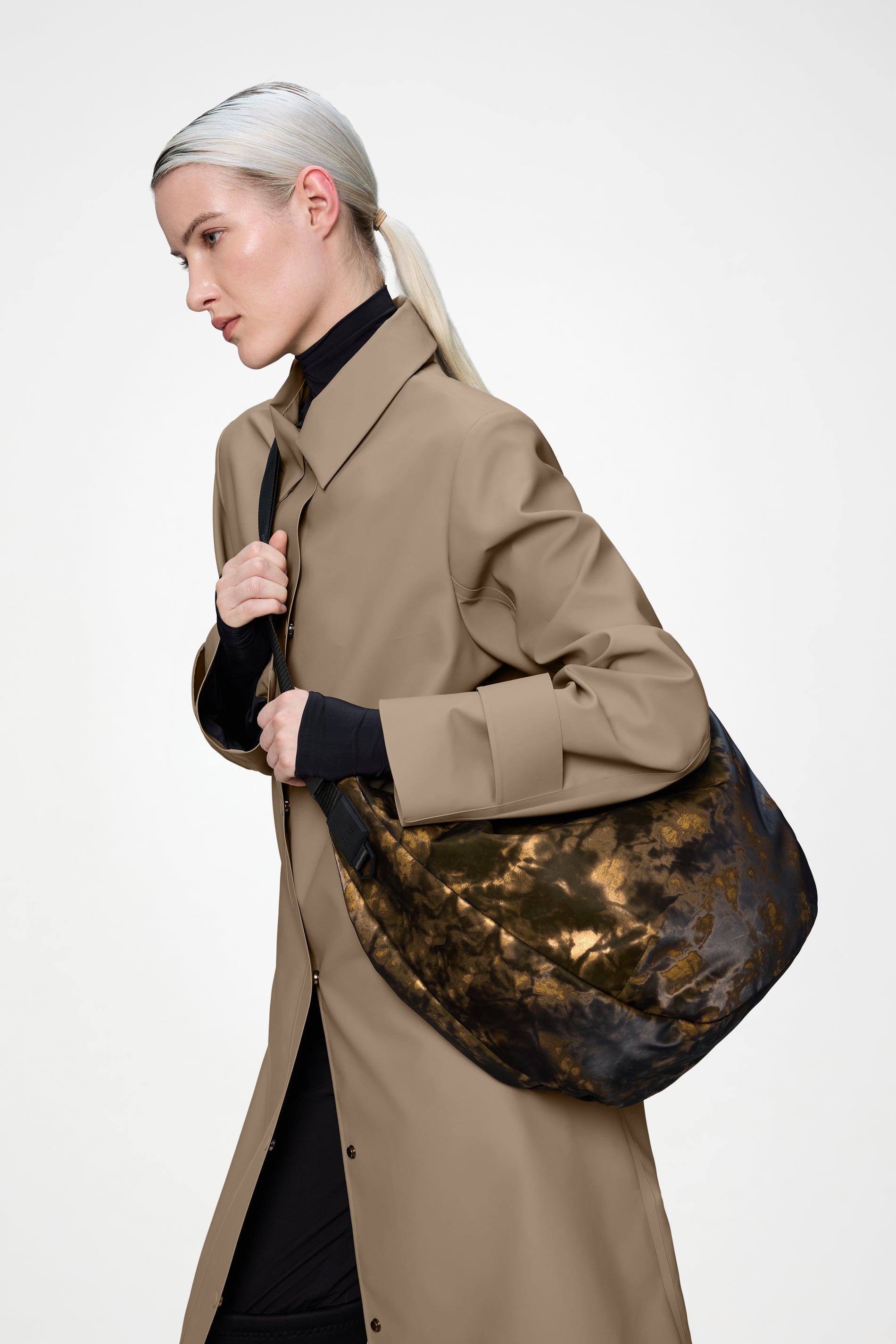 RAINS Valera Shoulder Bag Large Muddy Crossbody