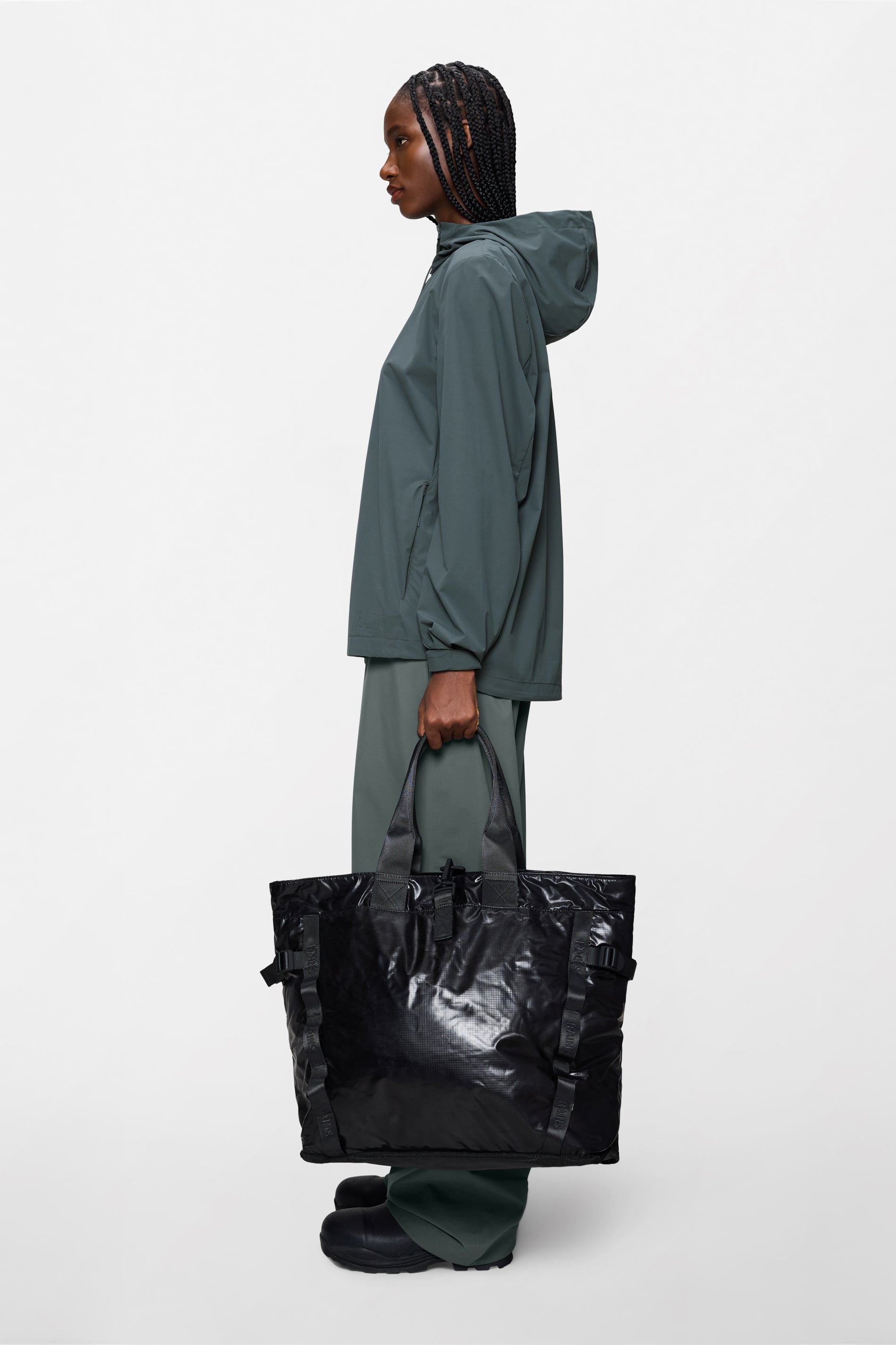 RAINS Sibu Shopper Bag Black 43L H42 x D20 x W59 cm Tote