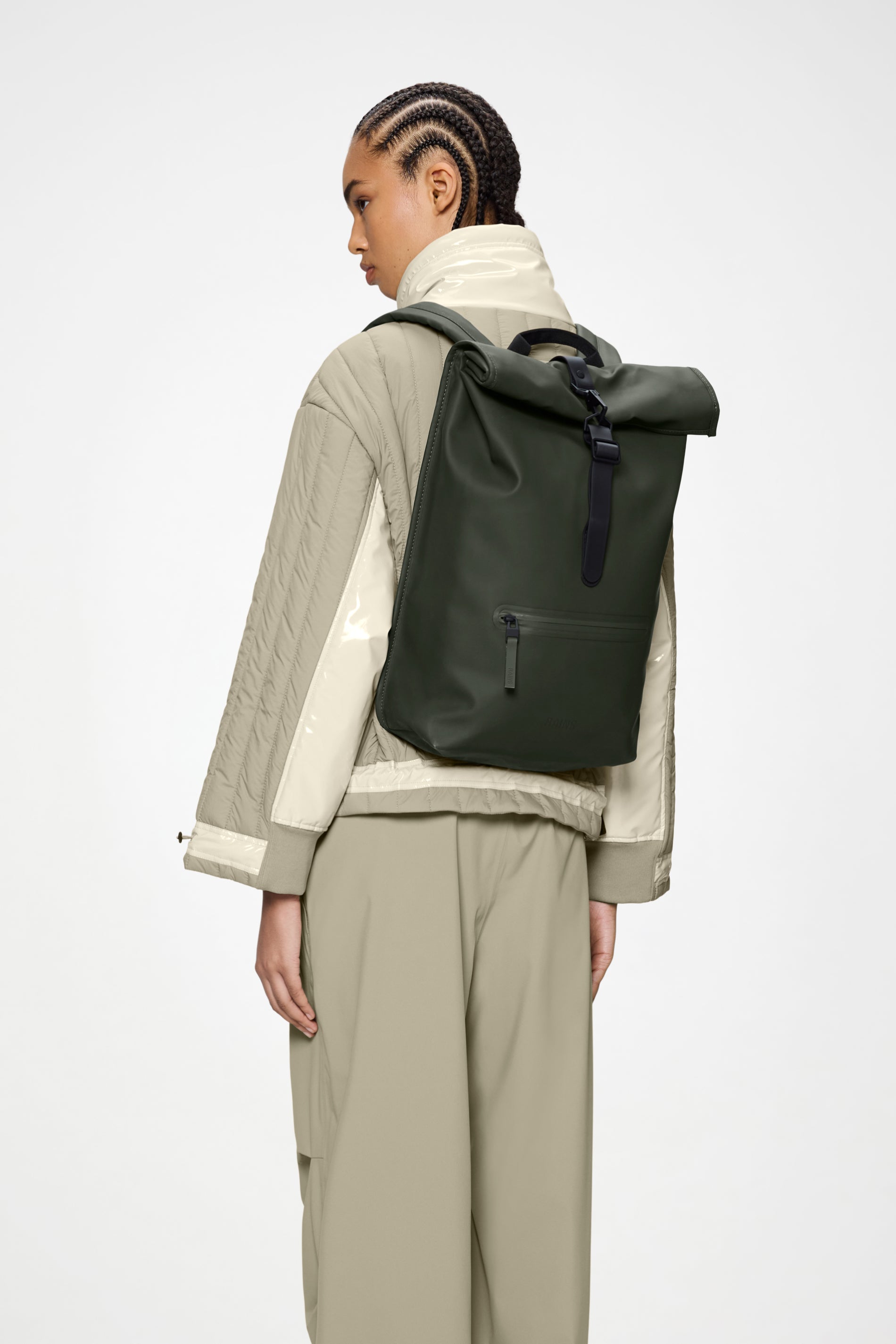 RAINS Rolltop Rucksack Green 19L H48 x D11 x W32 cm Backpack