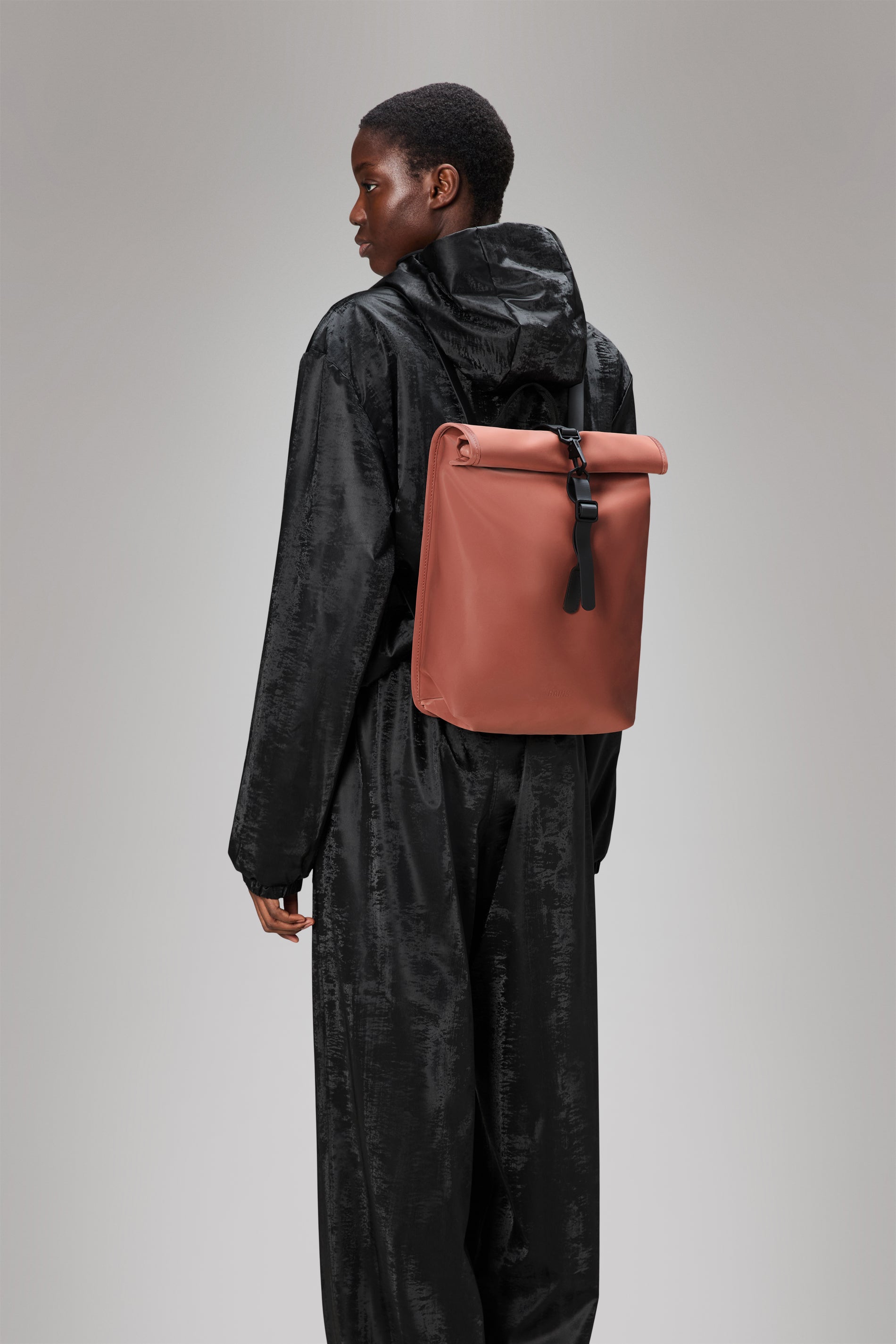 【新品】RAIN OR SHINE ROLL TOP BACK PAC 30L FocusPoint™ 30L RollTop - Golden Hour - Think Tank Canada